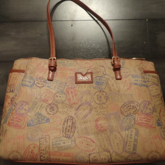 Alviero Martini handbag Passport edition - Picture 8 of 8